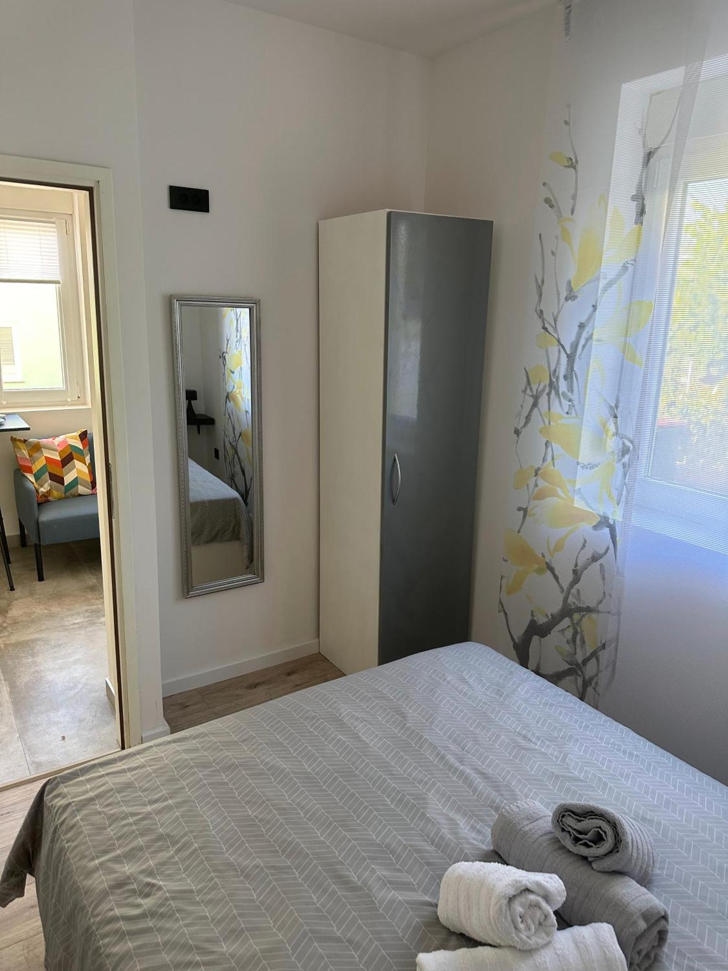 Apartment Roni Zadar Buitenkant foto