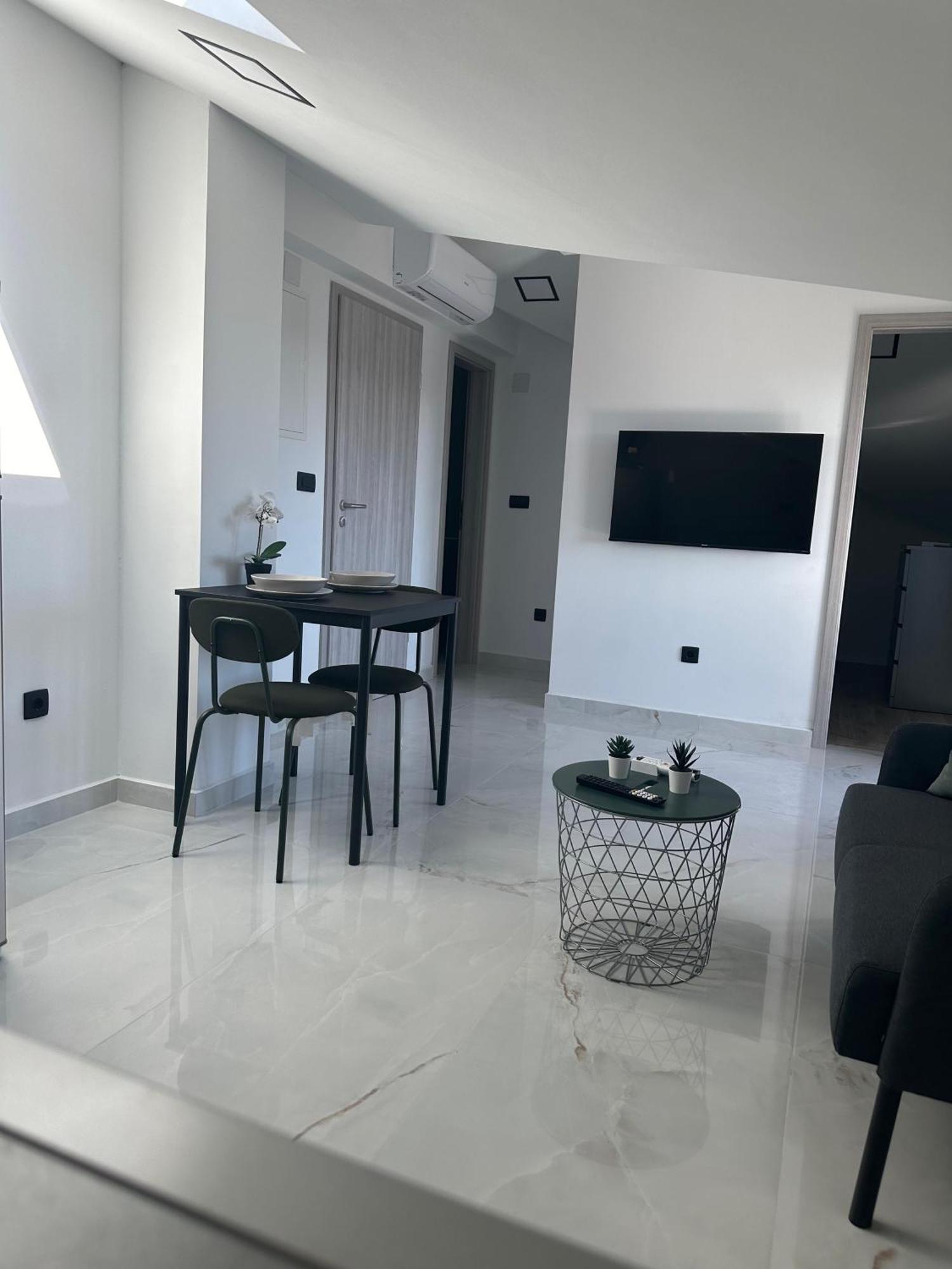 Apartment Roni Zadar Buitenkant foto