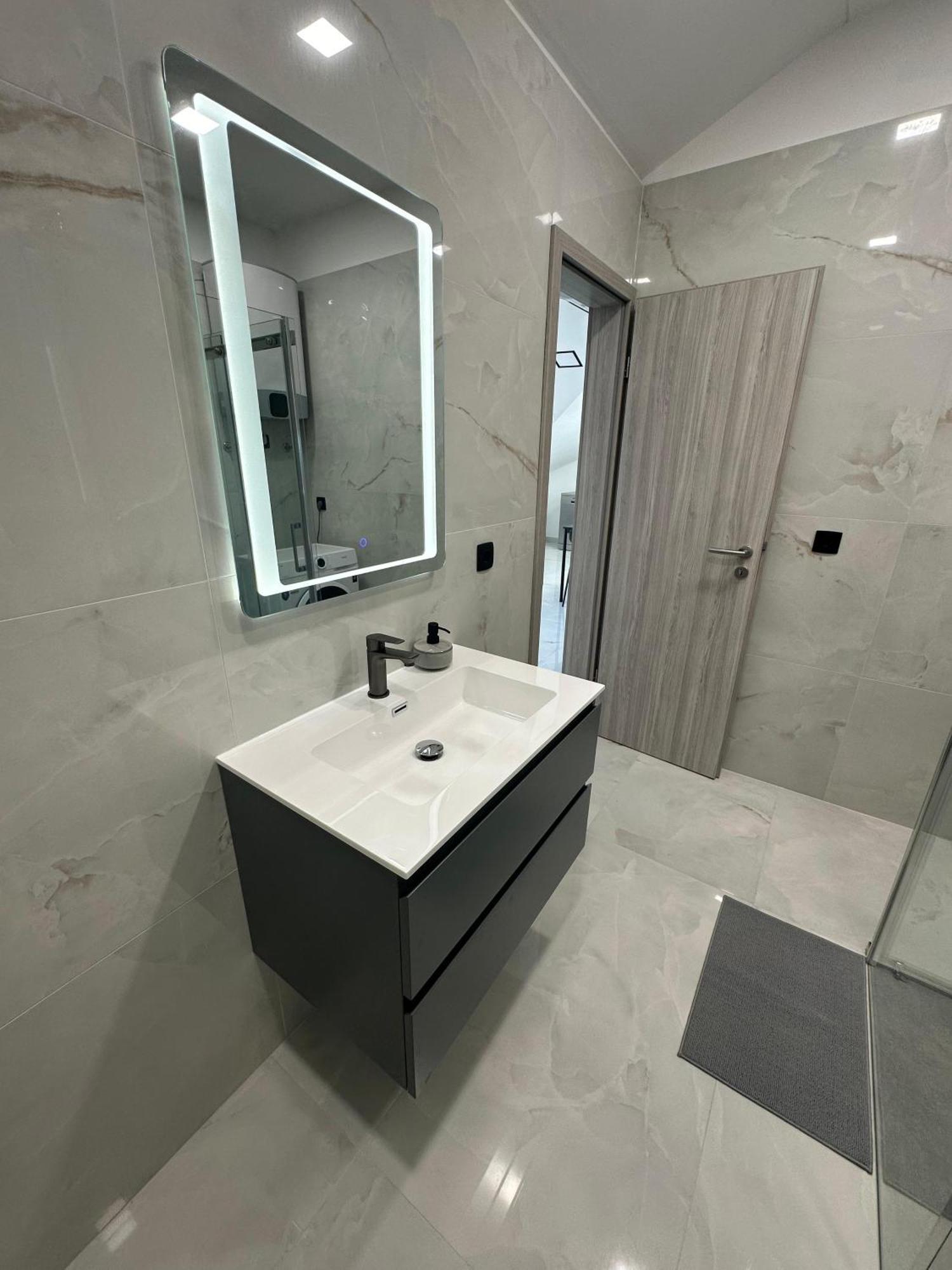 Apartment Roni Zadar Buitenkant foto
