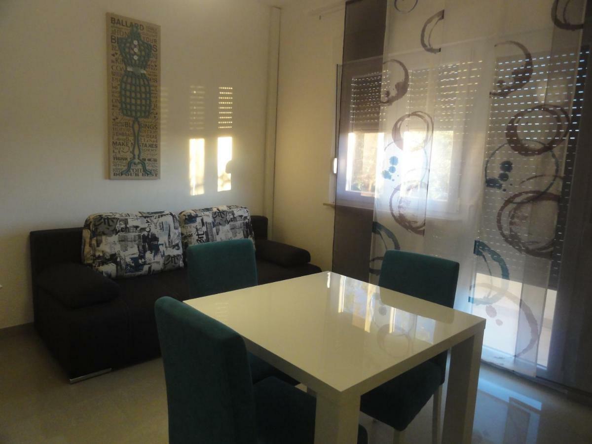Apartment Roni Zadar Buitenkant foto